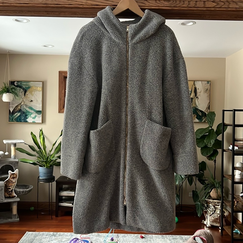 HERNO WOOL COAT (Italy)